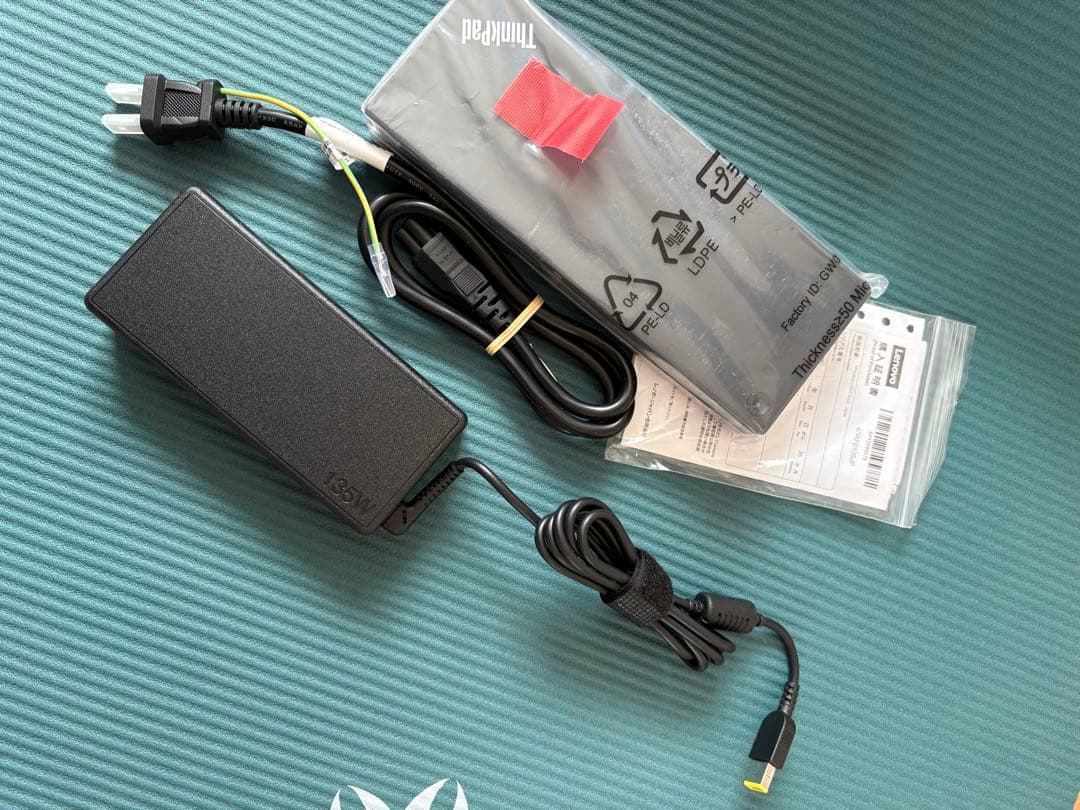 【新品未使用】Lenovo ThinkPad ドッキングステーション