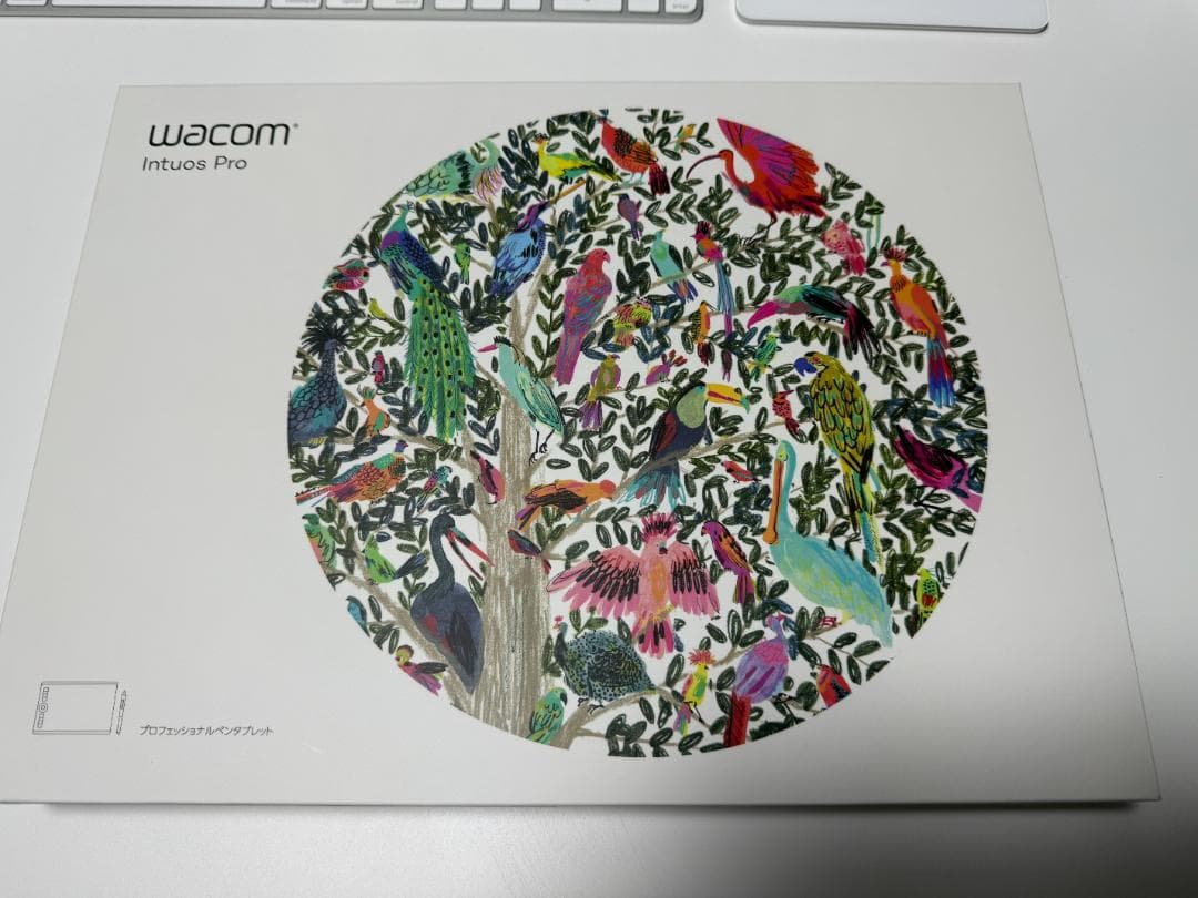 中古美品 Intuos Pro M PTH-660 板タブ ペンタブレット
