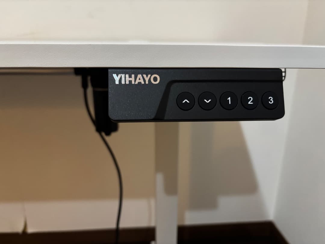 YIHAYO 電動昇降式デスク　ホワイト 高さ70-115cm