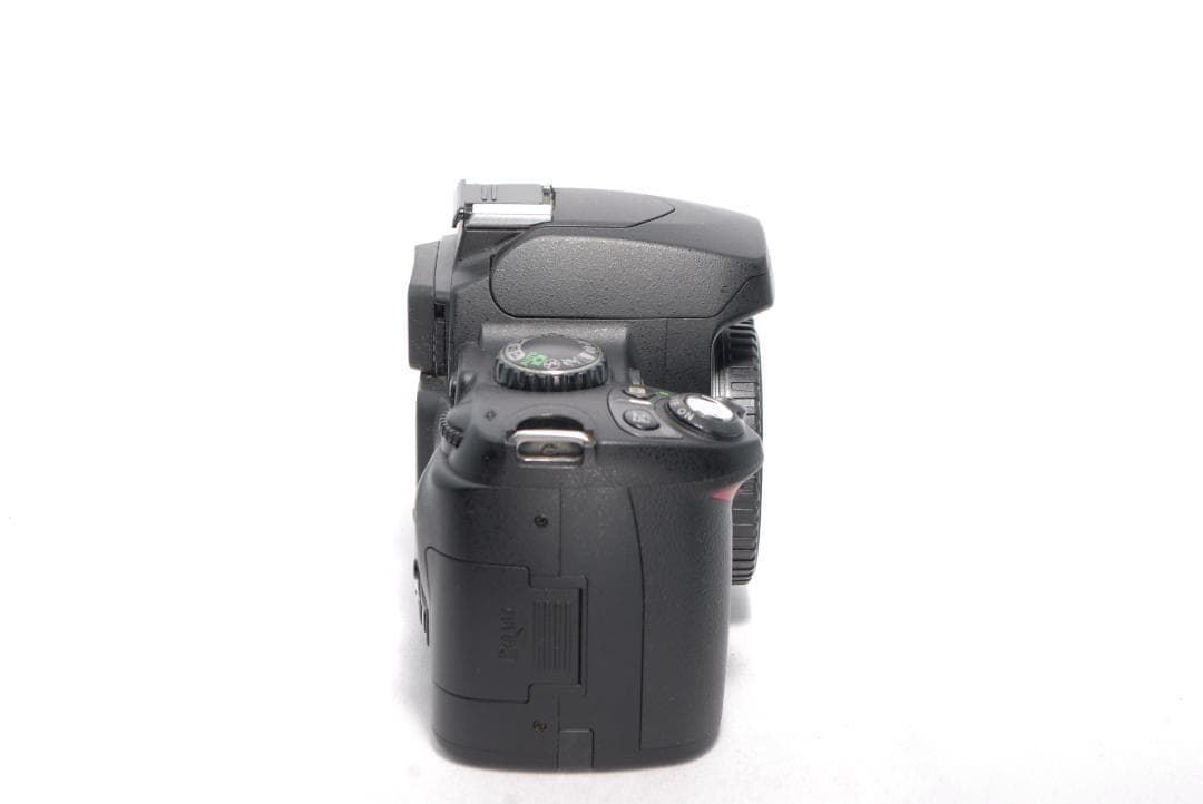 ✨Nikon D40✨レンズキット✨初心者向け✨軽量✨一眼レフ