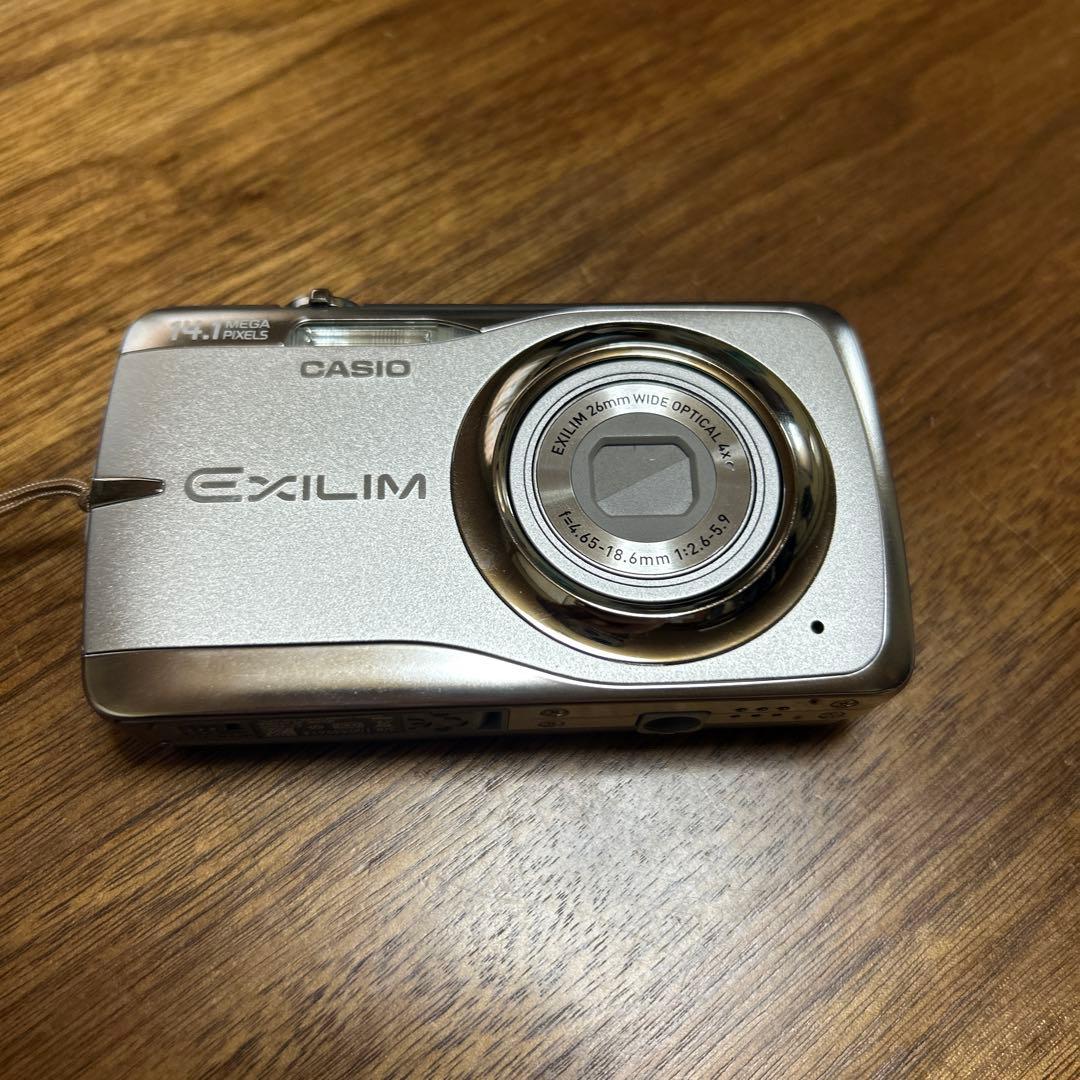 EX-Z550SRシルバー　カシオ