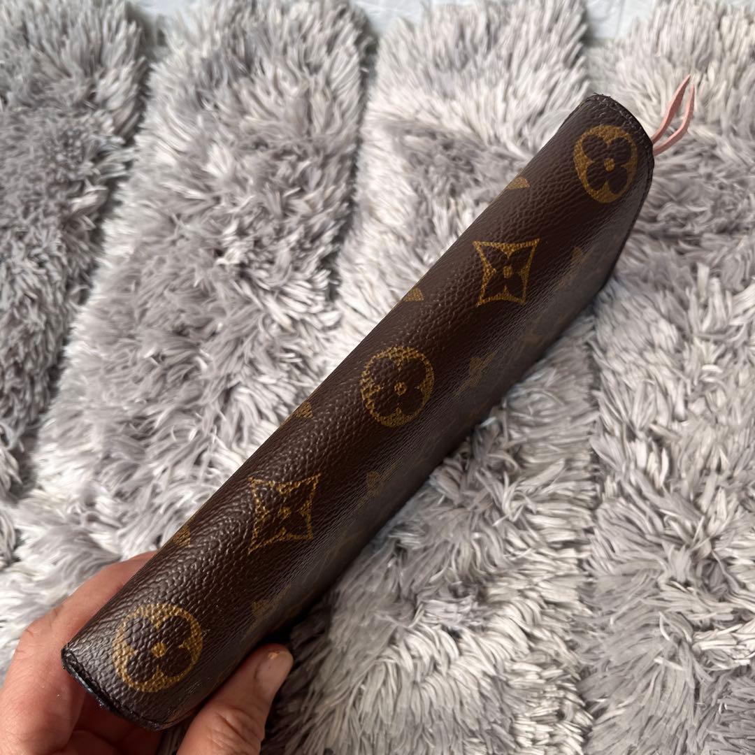 ルイヴィトン　ポルトフォイユ　エミリー　ピンク　モノグラムキャンバス　ブラウン