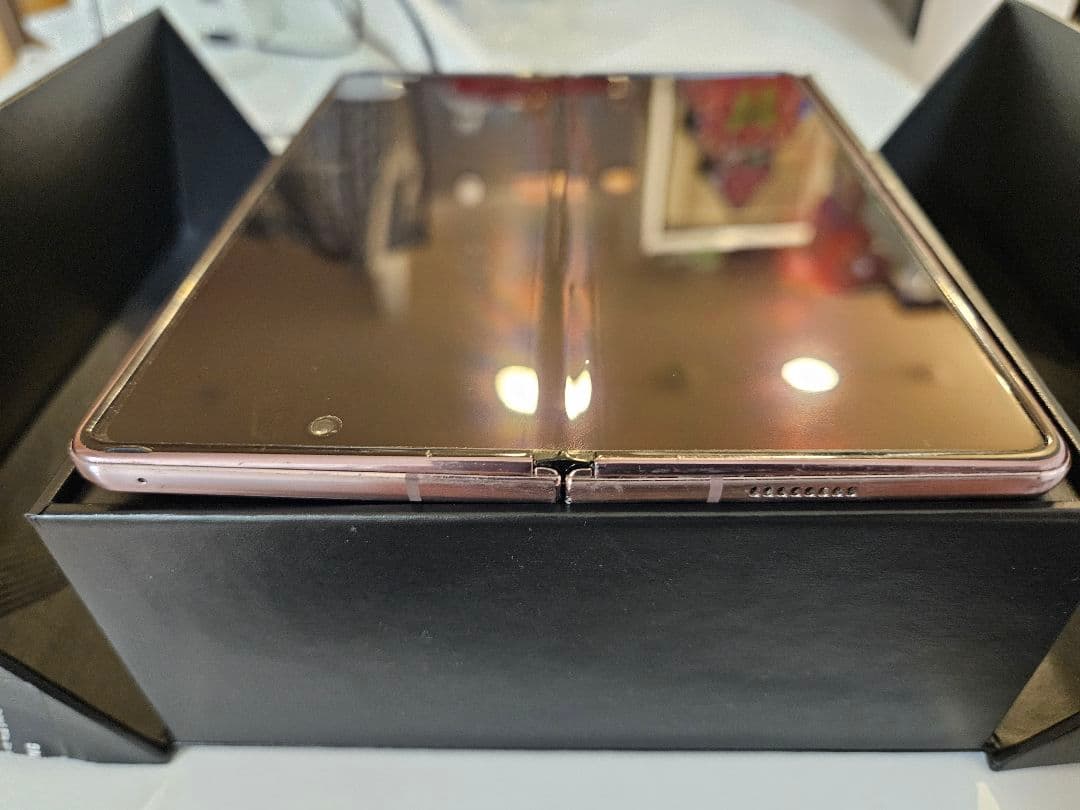 Galaxy Z Fold2 5G 本体