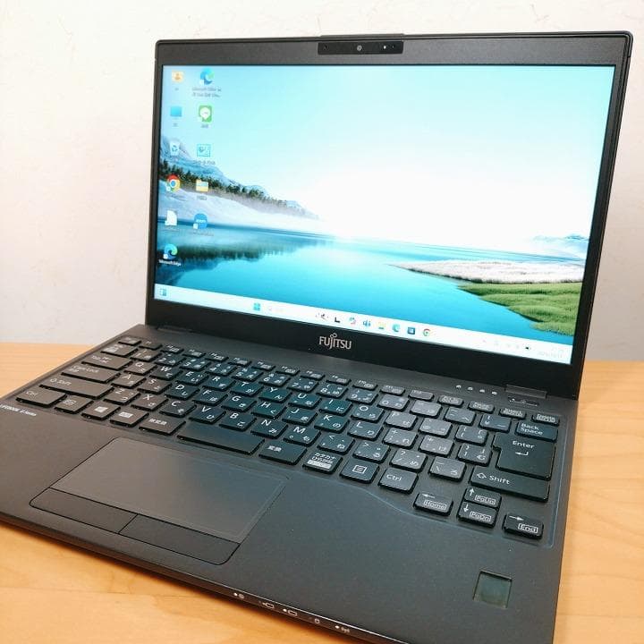 富士通 8世代i5【美品・軽量】ノートパソコン Windows11正規品
