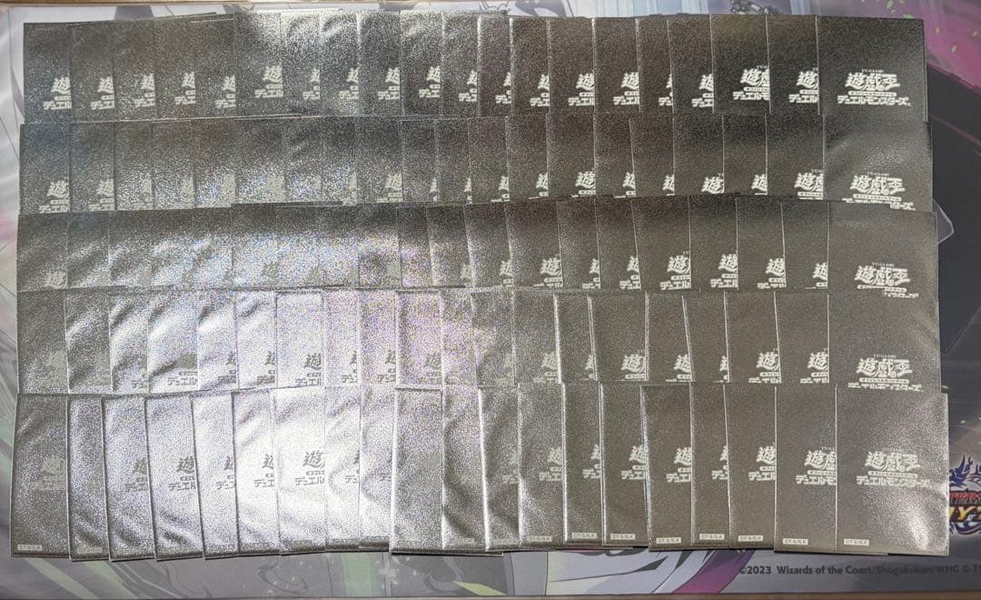 遊戯王　初期ロゴ　スリーブ　銀　100枚