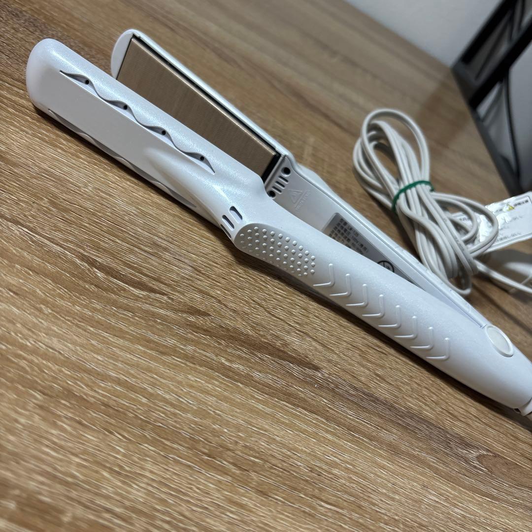 KINUJO ストレートヘアアイロン 絹女　LM-125 美品　本体のみ　最安値