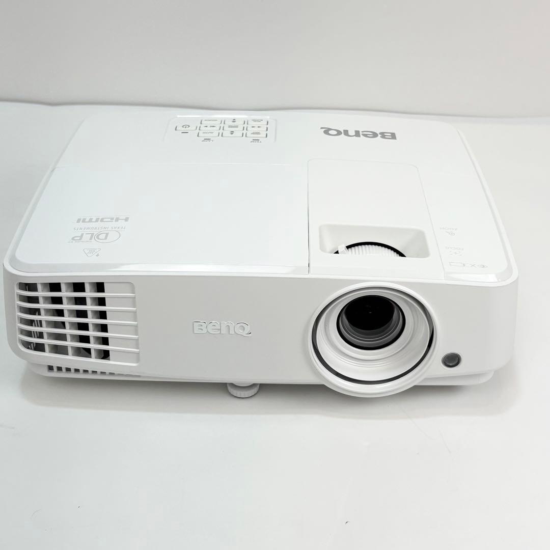 BenQ TW526 プロジェクター 本体 リモコン付 ランプ4時間表示