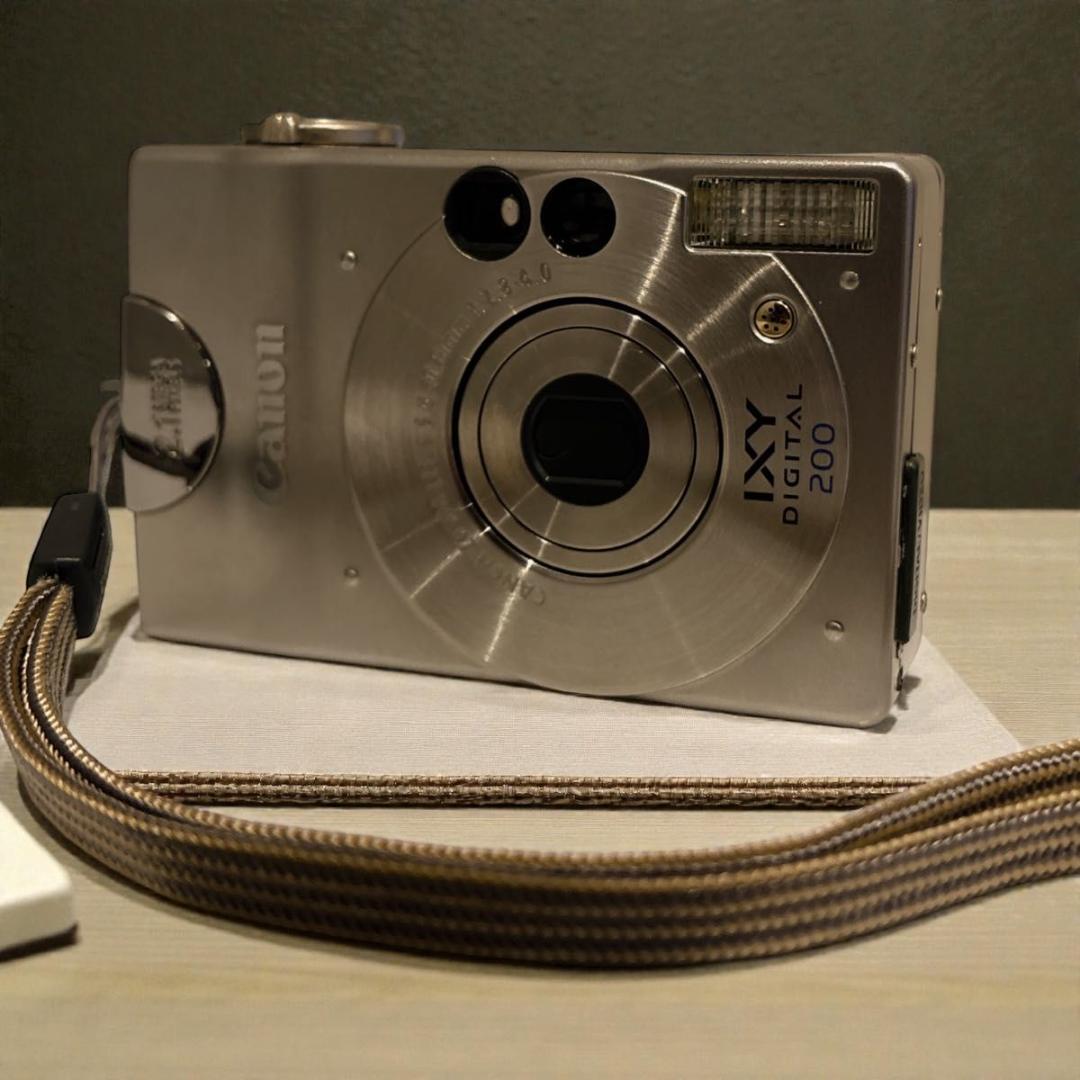 【美品レトロ】Canon IXY DIGITAL 200 シルバー　完動品