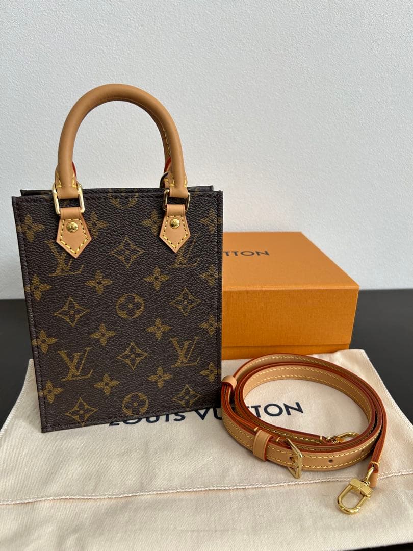 LOUIS VUITTON ルイヴィトン　プティットサックプラ　ICチップ内蔵