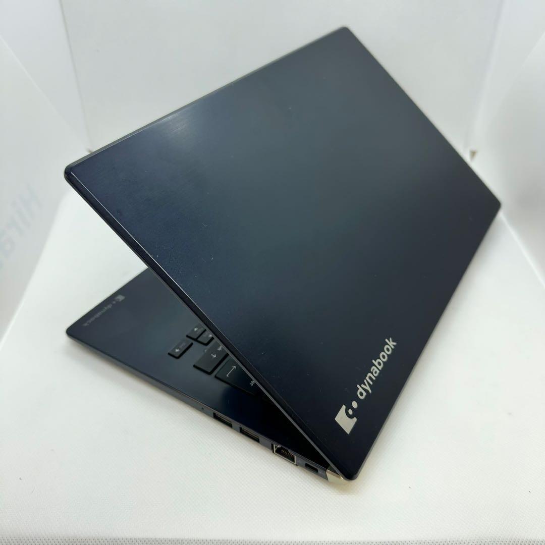 Dynabook ノートパソコン（Core i5） 8GB/256GB G83