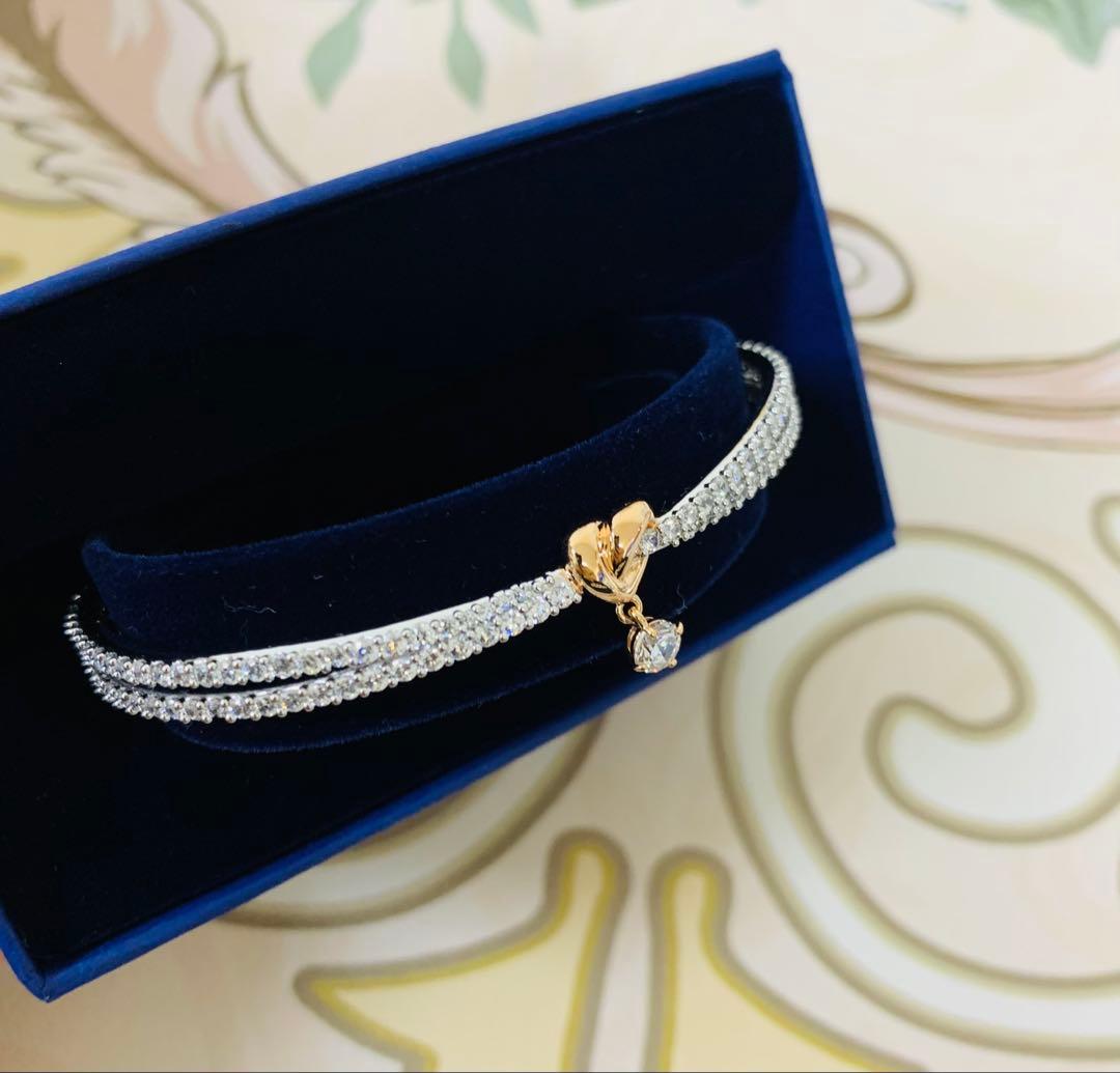 ほぼ新品スワロフスキーSwarovski Lifelong Heart バングル