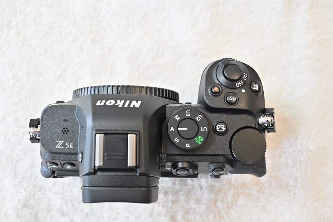 ア*ン様 【メーカー保証2028年4月】Nikon Z 5II ボディのみ