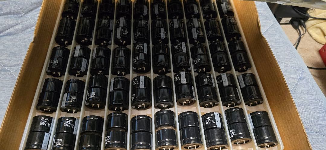 電子部品まとめ売り コンデンサ スイッチ等