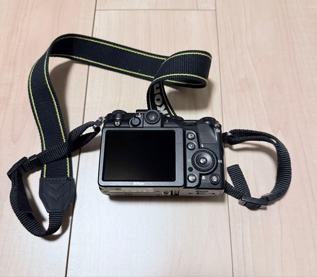 美品　Nikon COOLPIX P7000 ジャンク