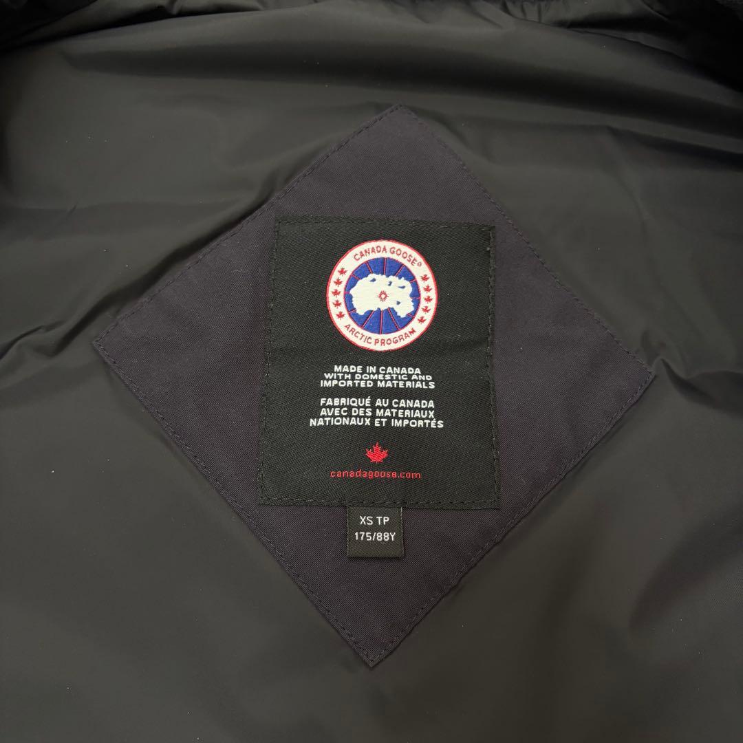【極美品175cm向け】カナダグース XS 4151M ダウンベスト 紺