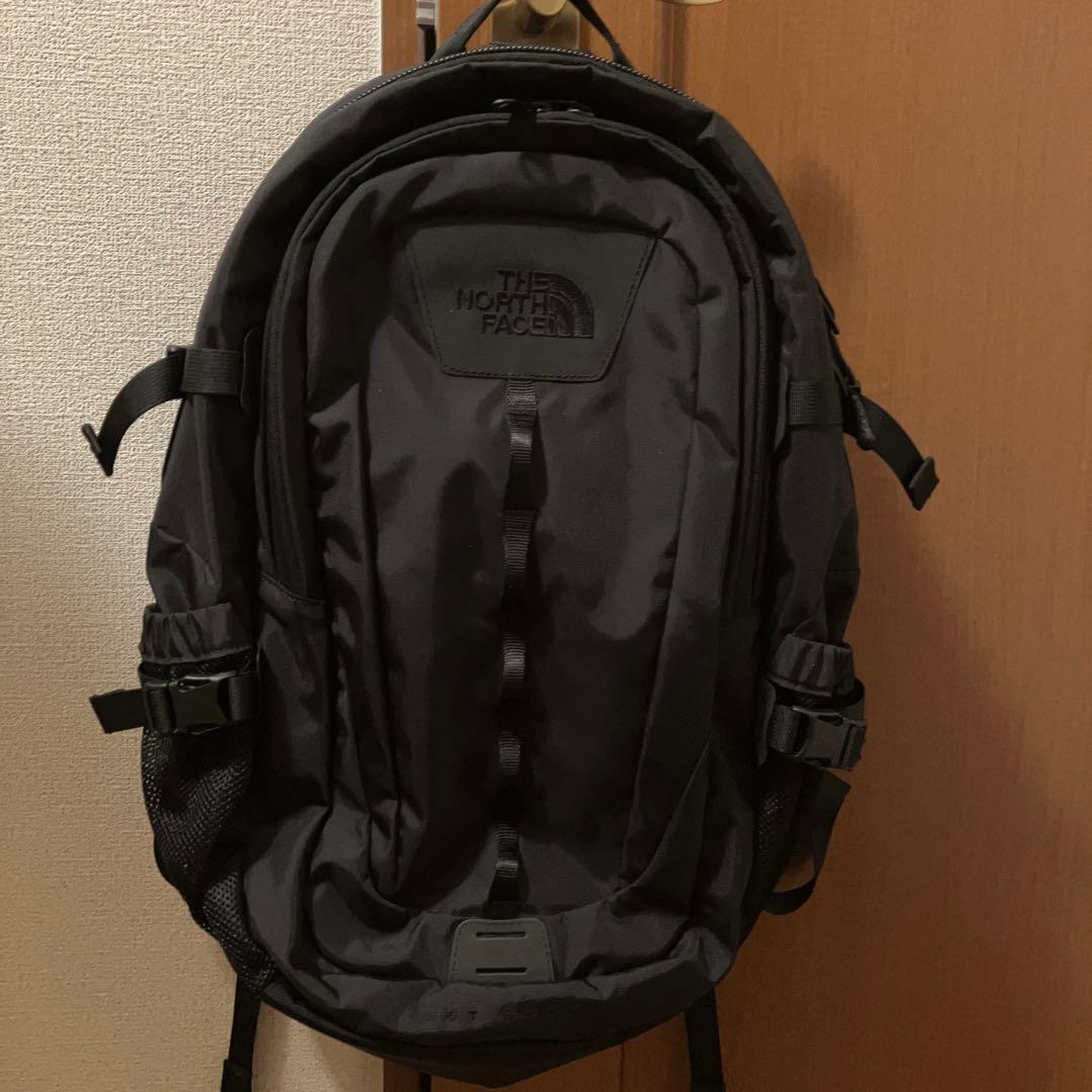 THE NORTH FACE HOT SHOT ブラック リュック