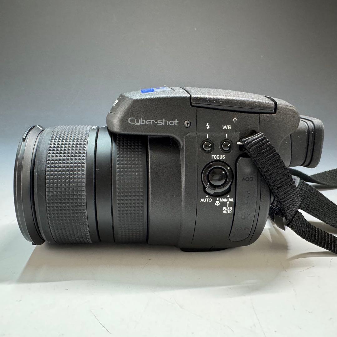 SONY Cyber-shot DSC-R1 カメラ 三脚 SDカード付