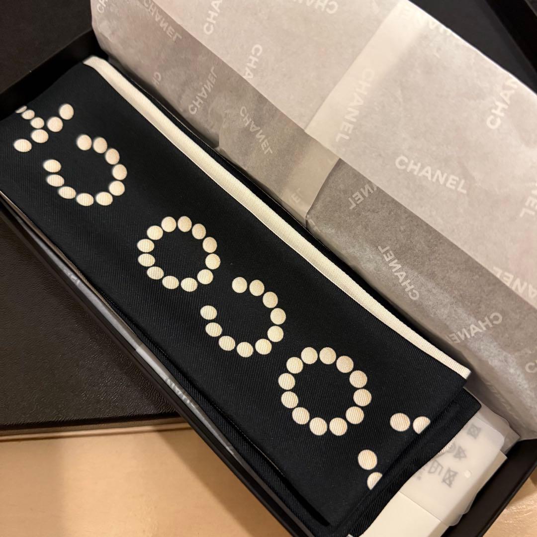 25C CHANELヘアバンド スカーフ シルク ブラック×ホワイト