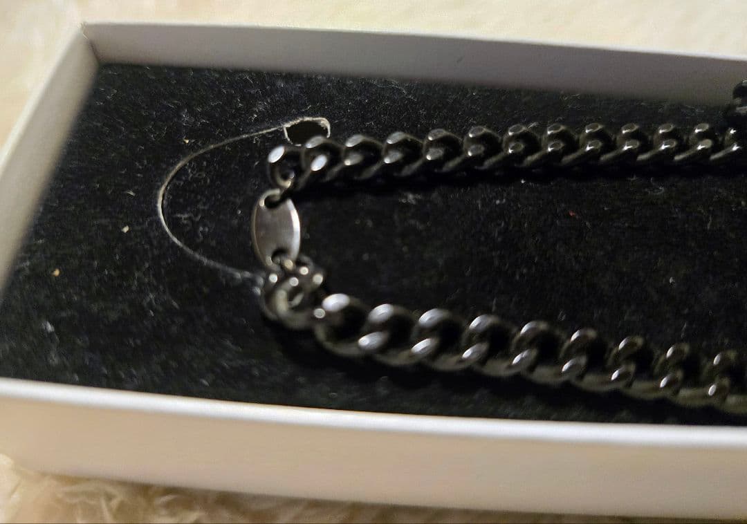 ファイテン 炭化チタンチェーンネックレス 65cm 【美品】