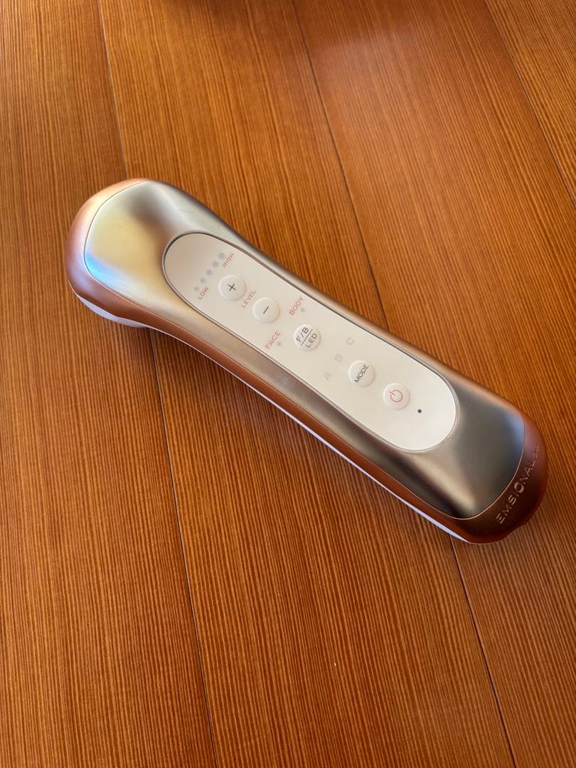 【SPTM EMSIONAL Pro／美顔器】