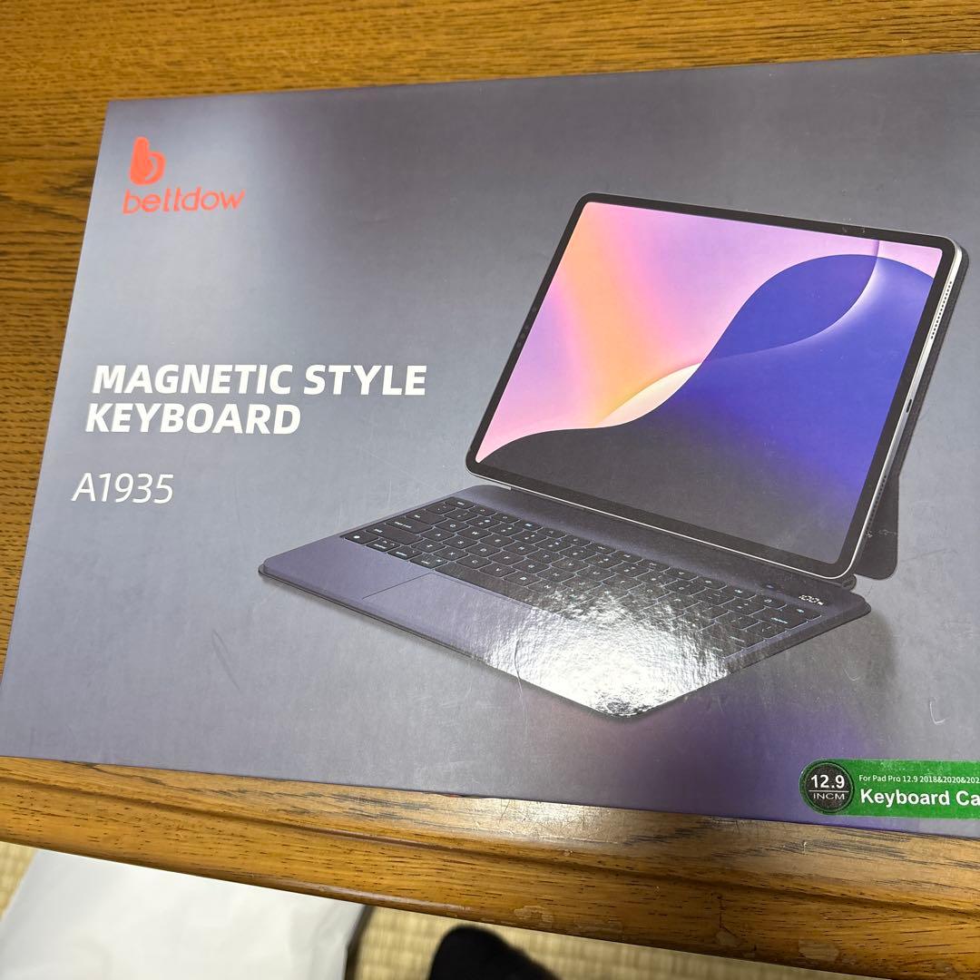 iPad用マジックキーボード BETTDOW A1935 13インチ対応