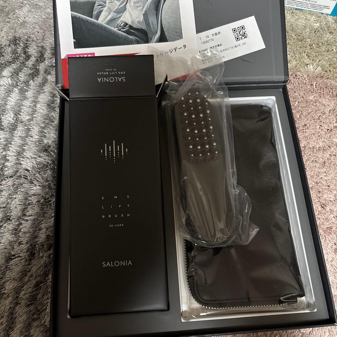 サロニア　 最上位モデル EMSリフトブラシ 3Dケア