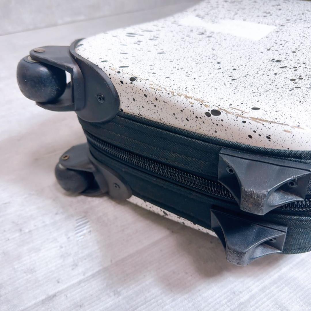 BAGS バリトンサックスファイバーケース キャスター付 ホワイト