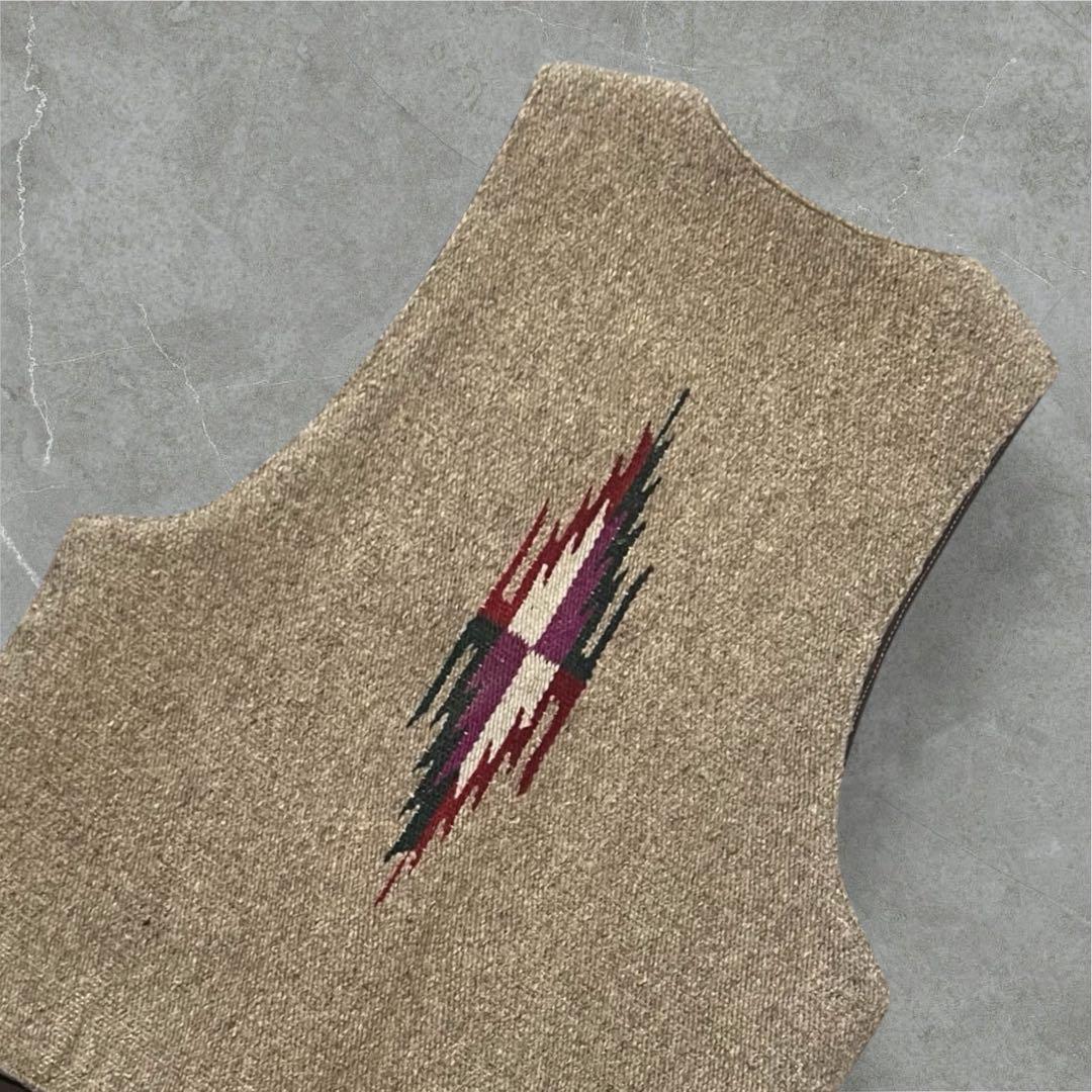 ヴィンテージ ネイティブ柄 ウール100% 手織りコンチョベストメキシコ製古着