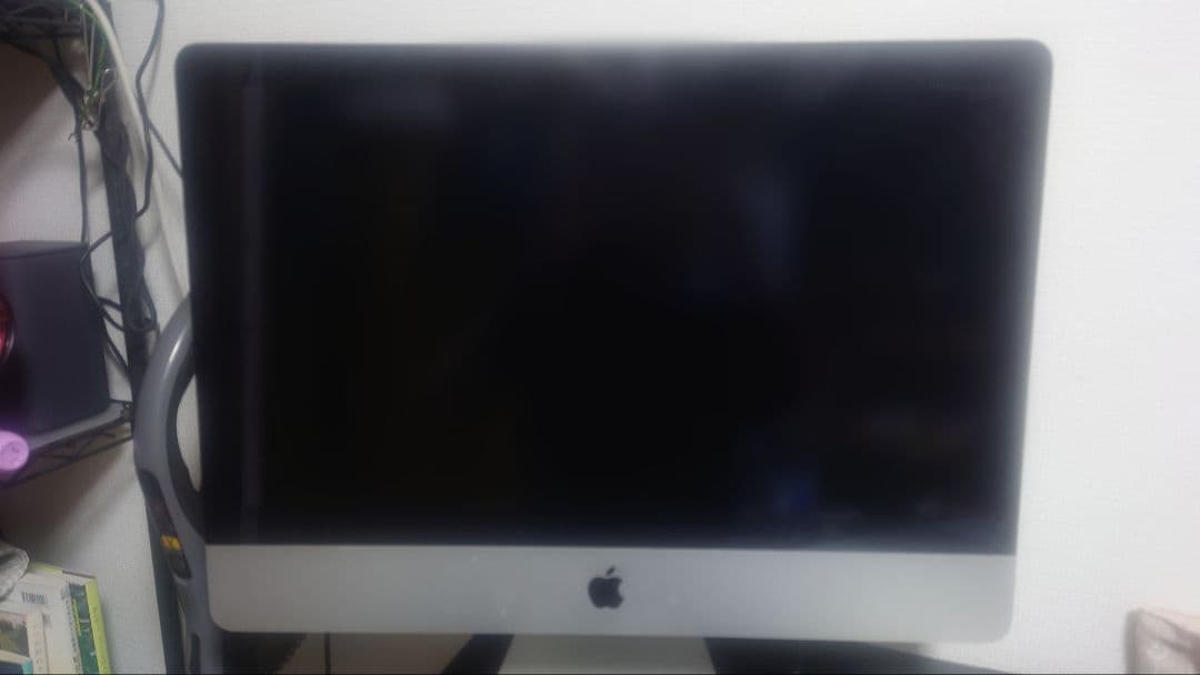 Apple iMac 21.5インチ Mid 2011