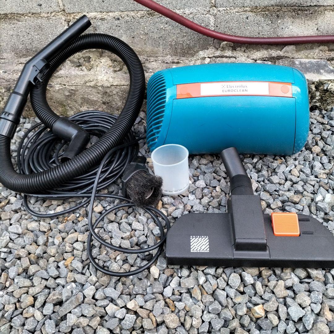 ニルフィスク　業務用　小型バキューム