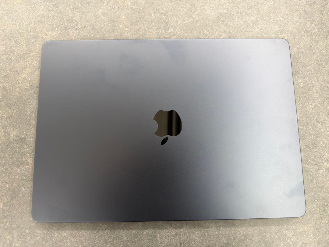 Apple MacBook Air 15インチ M2 2023 本体　512GB