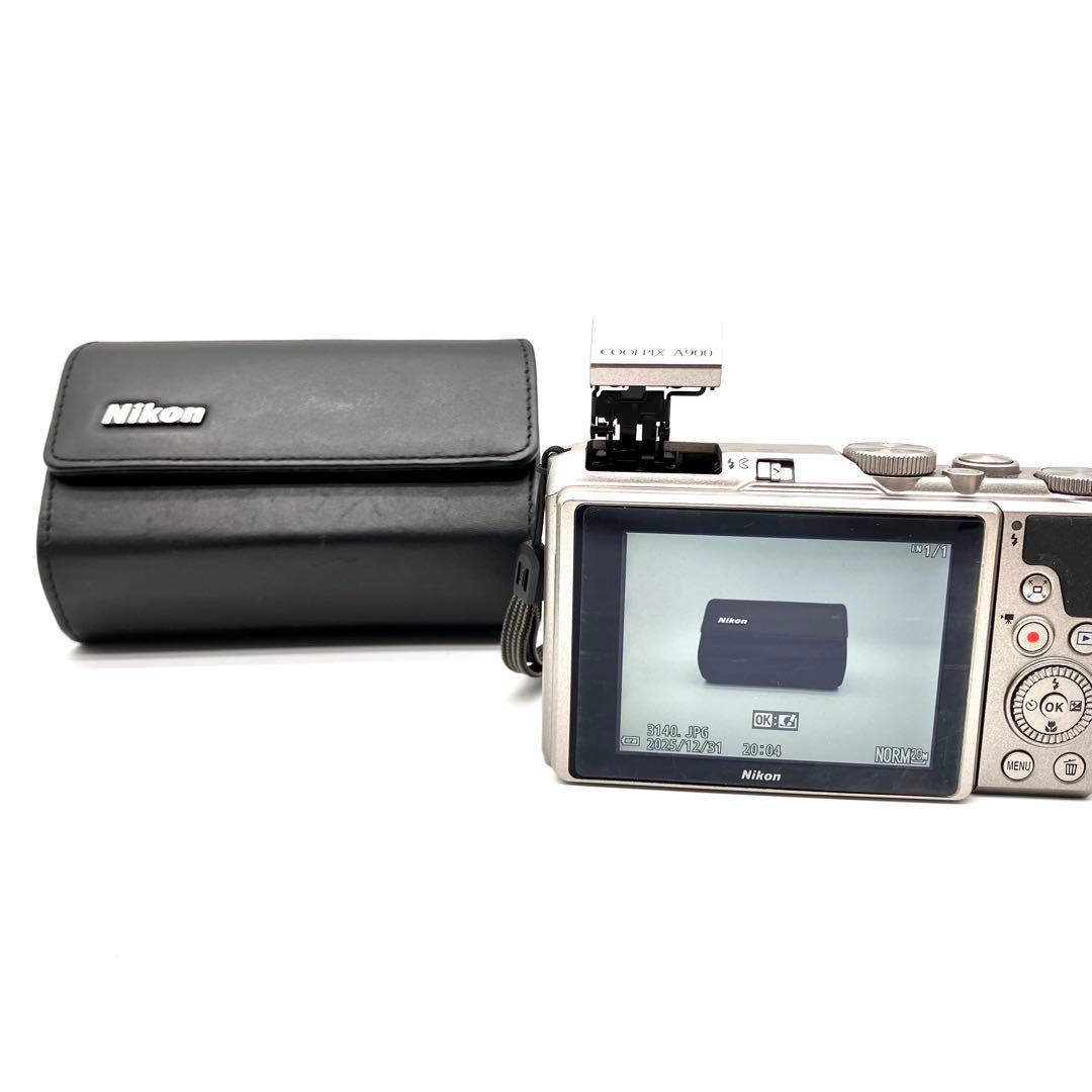美品♪ Nikon COOLPIX A900 シルバー