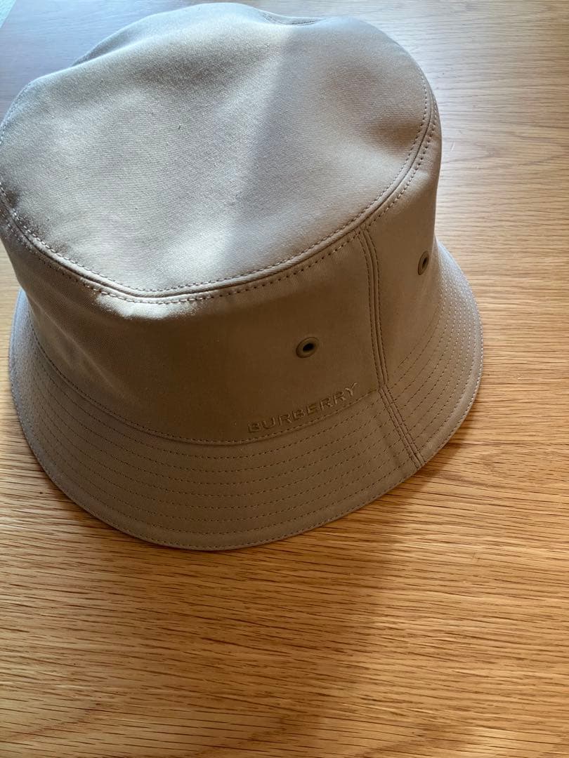 BURBERRY ベージュ バケットハット