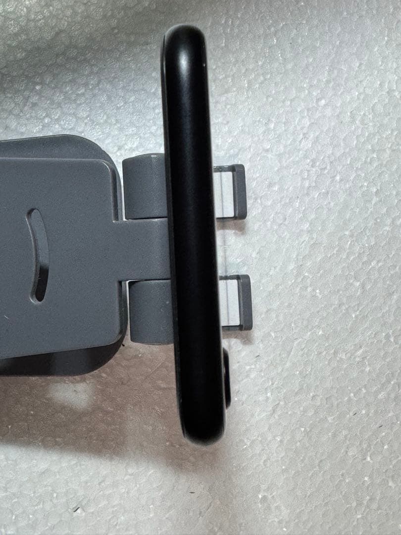 iPhone SE 第2世代 128GB ブラック SIMフリー