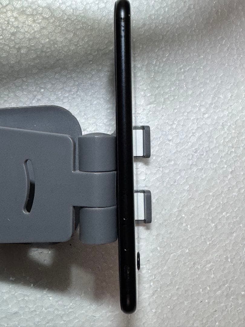 iPhone SE 第2世代 128GB ブラック SIMフリー