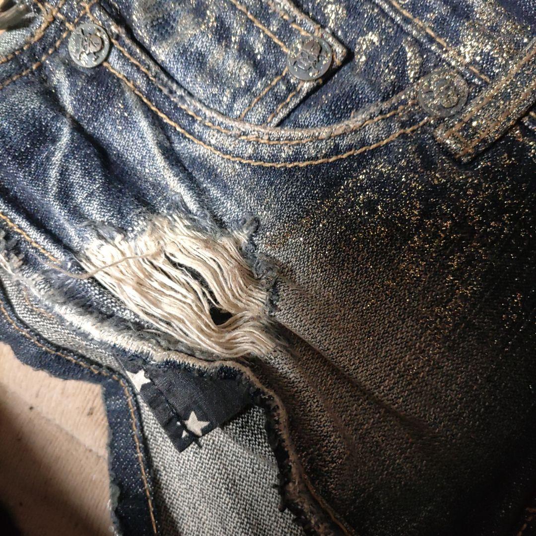 ダメージ加工 星柄 ダークブルーショートパンツ　23インチ