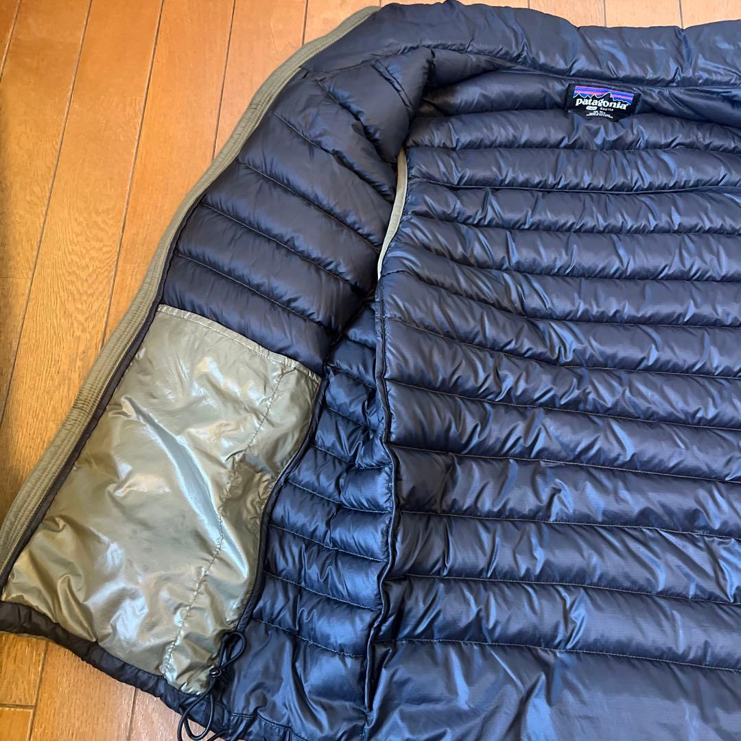 Patagonia ダウンベスト オリーブグリーン
