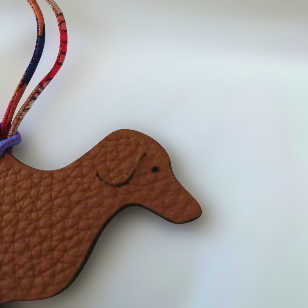 エルメス　プティアッシュ　ダックスフント　チャーム