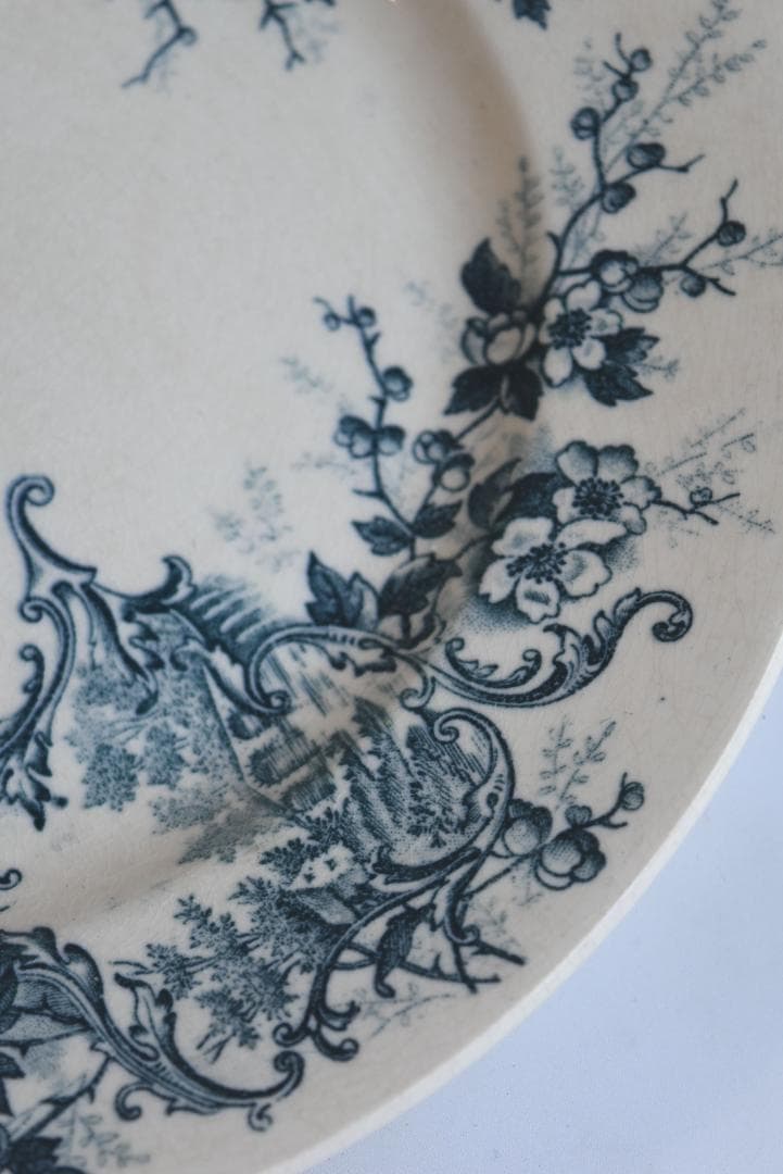 美品ショワジー・ル・ロワ　ブルーのポンパドール（POMPADOUR ）