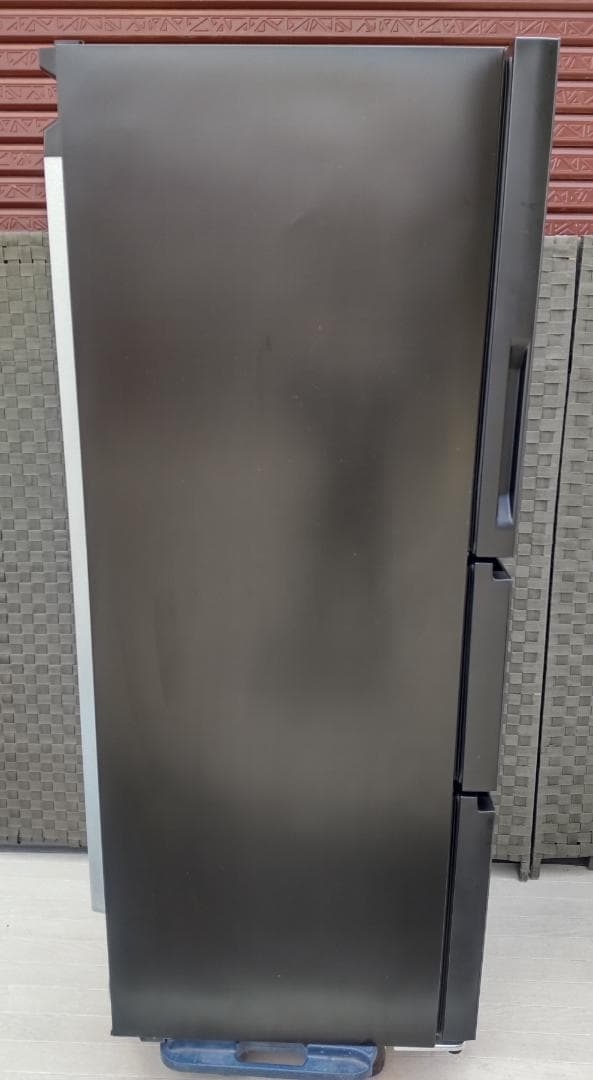 大型冷蔵庫　静音　2022年　自動霜取り　HR-G2802BR　ハイセンス