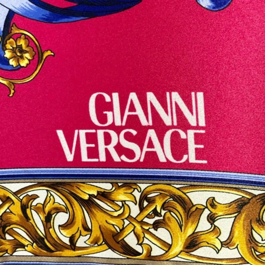 ジャンニ ヴェルサーチェ 長傘 雨傘 総柄 未使用品 日本製 ピンク系