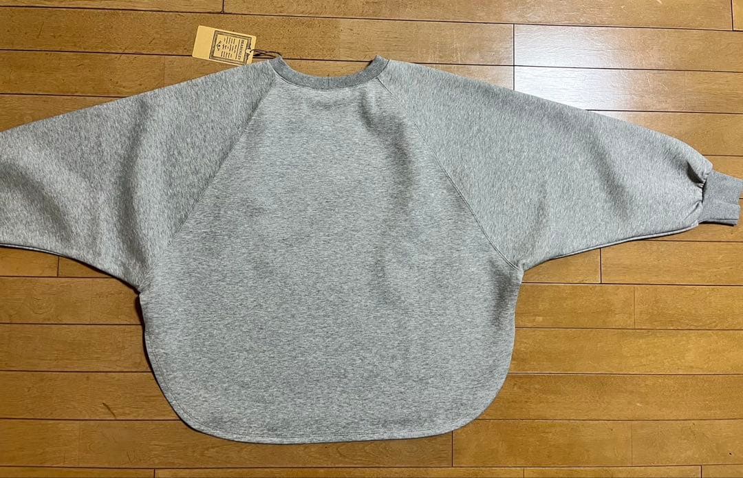 ココさま専用　ビアズリー　ダンボールサークルプルオーバー　新品未使用