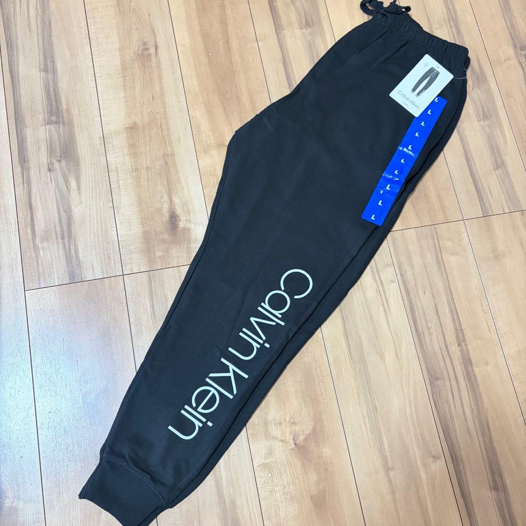 カルバンクライン　新品　パーカー　セットアップ　ジョガーパンツ　正規　ビッグロゴ