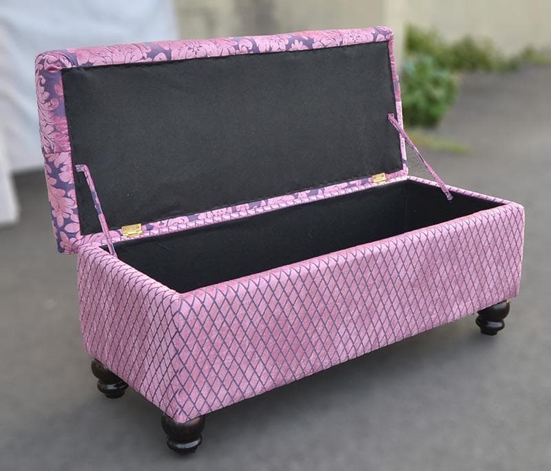 値下げしました！　ロココ調　ファブリック　ベンチボックス　ソファ　ピンク
