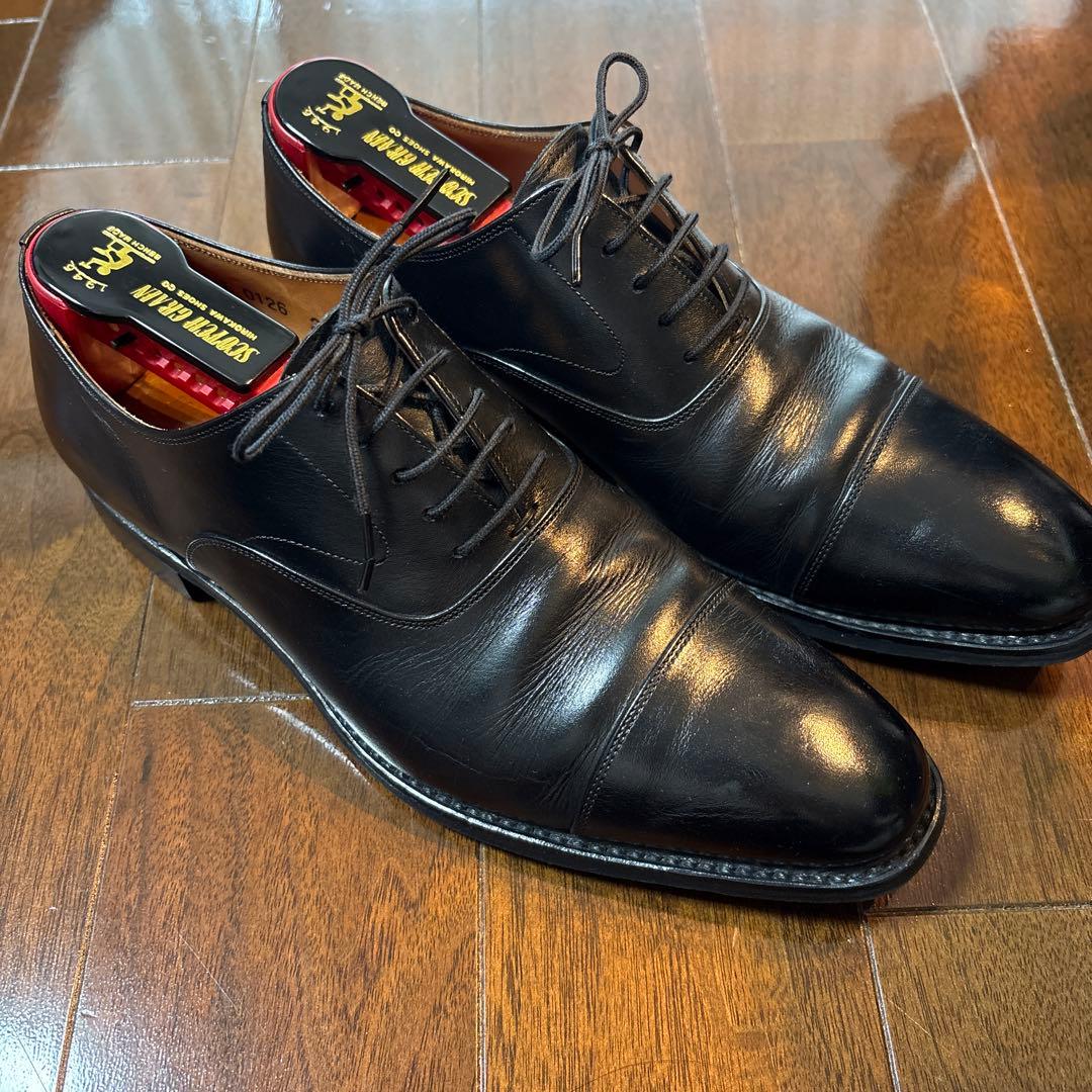 スコッチグレイン　ストレートチップ　内羽根　黒　24.5cm