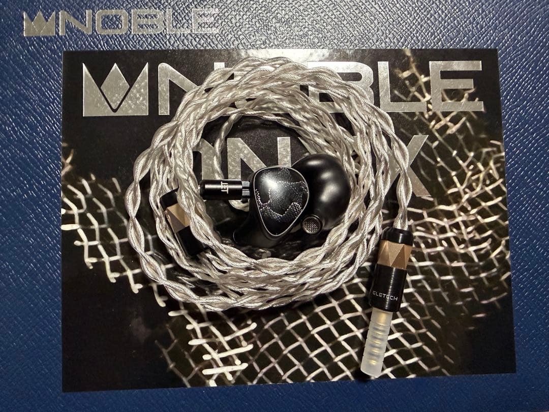イヤホン Noble Audio Onyx