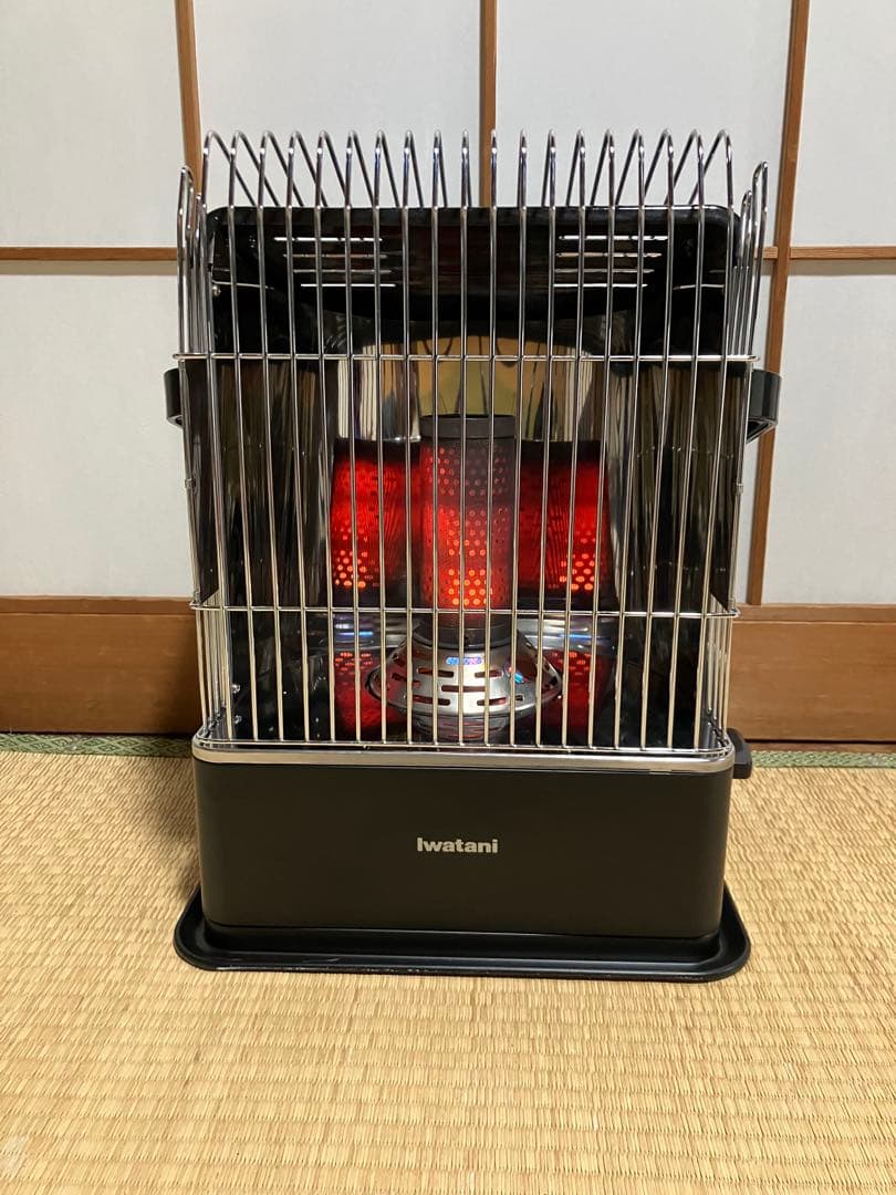 イワタニ カセットガスストーブ ハイパワータイプ 　デカ暖 CB-STV-HPR