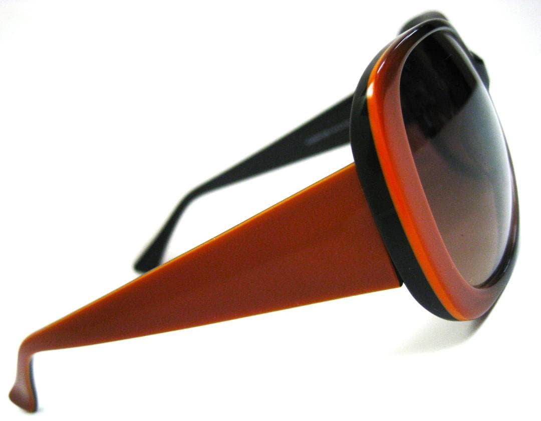 ケ*ジ様 極美品サングラス フォリフォリ Folli Follie SG2B00