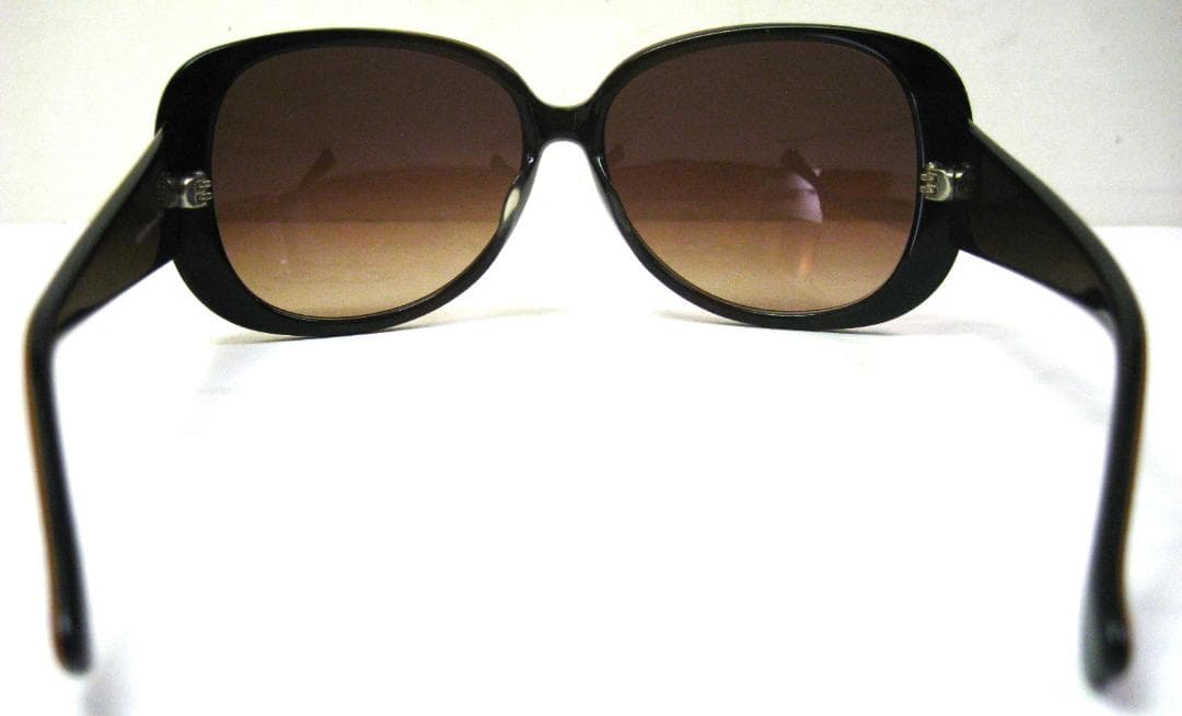ケ*ジ様 極美品サングラス フォリフォリ Folli Follie SG2B00