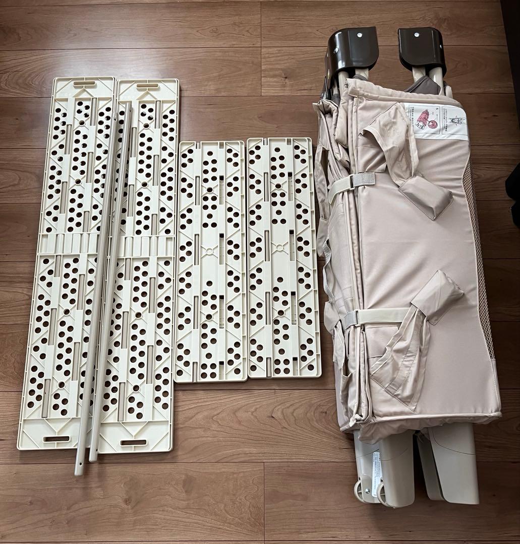 【ココネルエアー】ベージュ ベビーベッド 説明付き